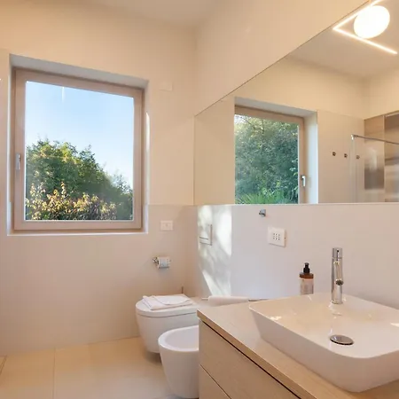 Villa Casaliva With Private Pool Torri Del Benaco